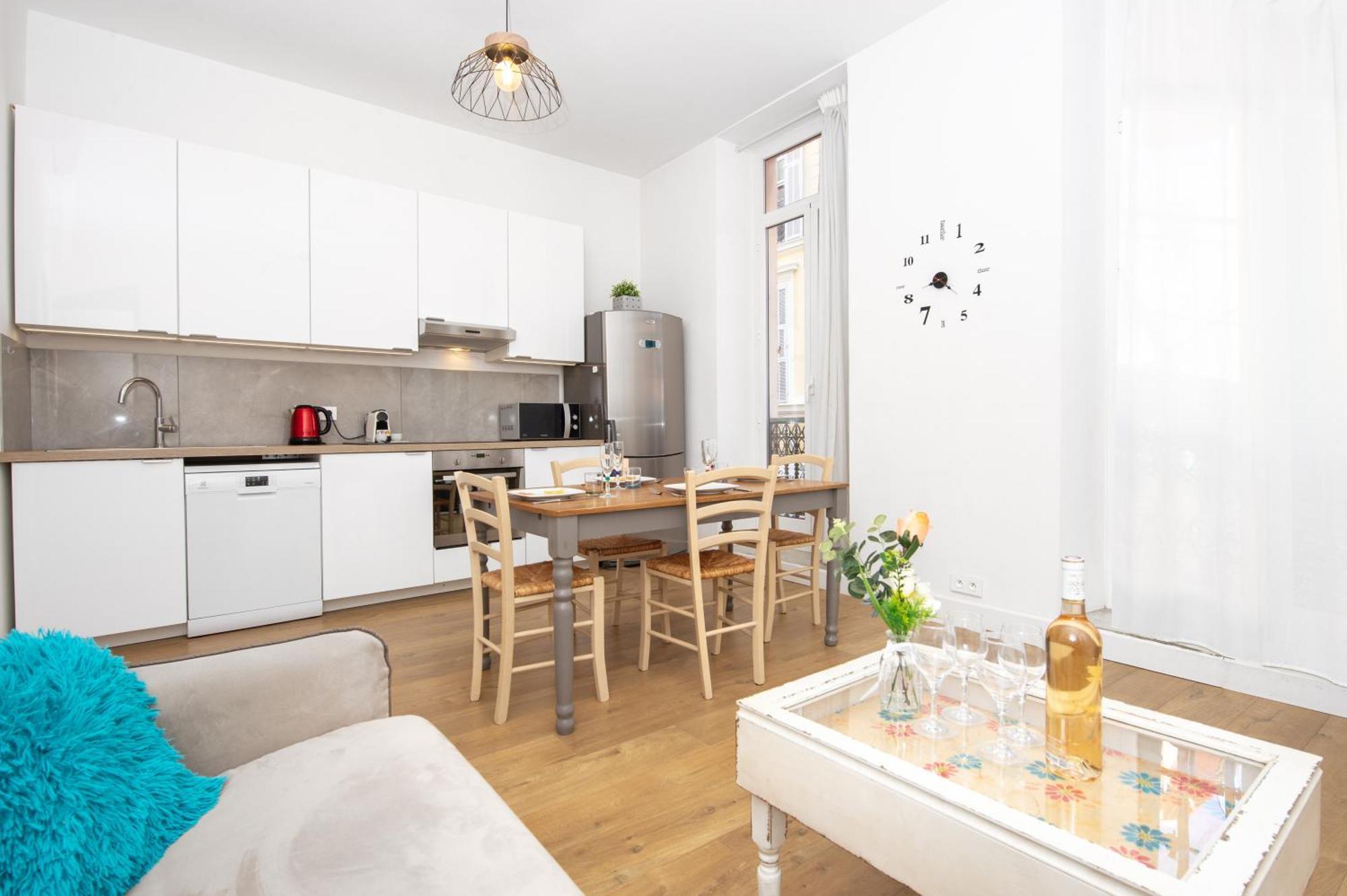 Barel - Cosy 2 Pieces En Plein Coeur De Menton Apartment Екстериор снимка